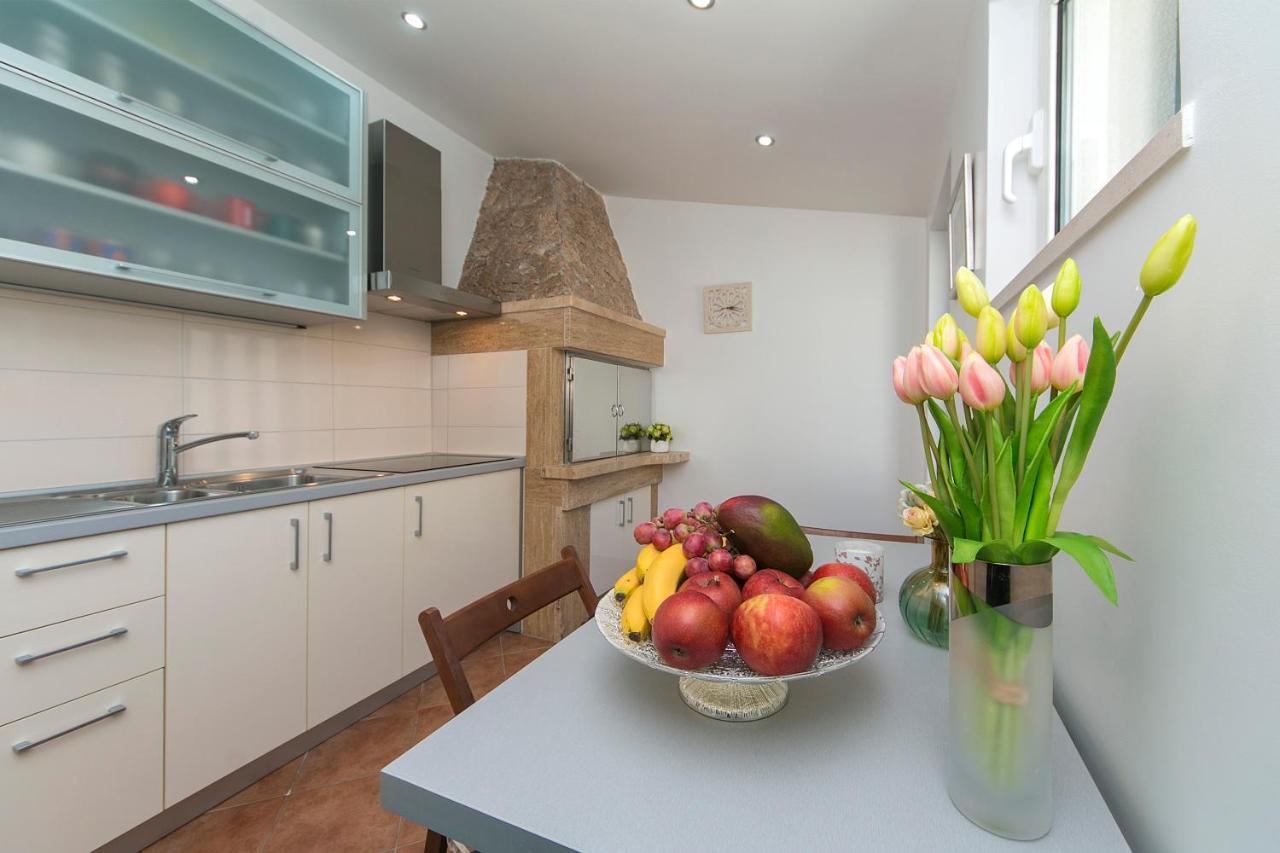 Apartman Stipic 1 Baska Voda Ngoại thất bức ảnh