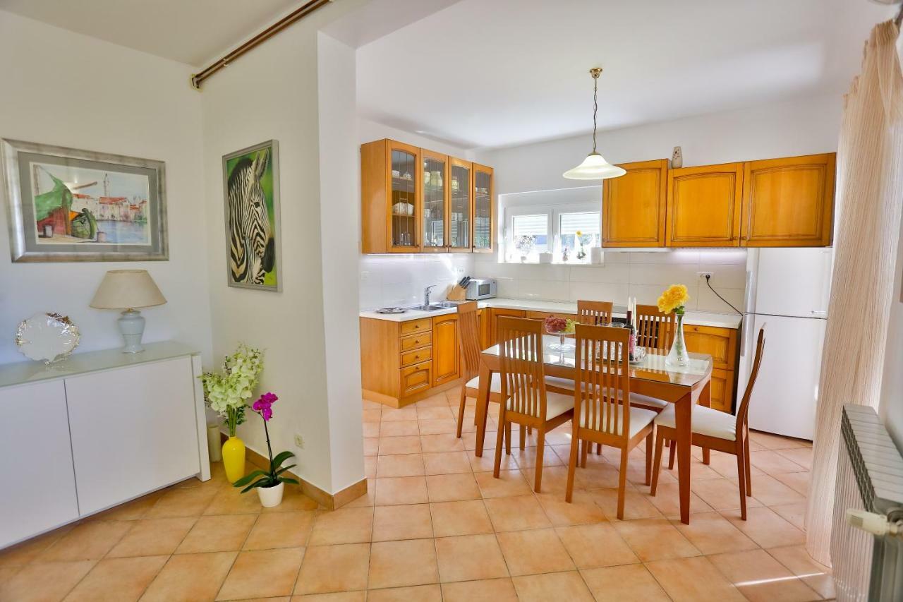Apartman Stipic 1 Baska Voda Ngoại thất bức ảnh